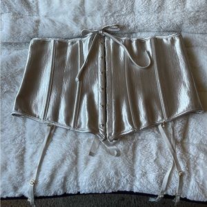 NWOT - Dream Angels, shimmer, gold metallic champagne smooth satin waist cincher